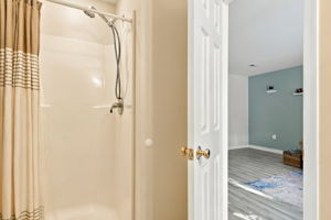  Photo 23