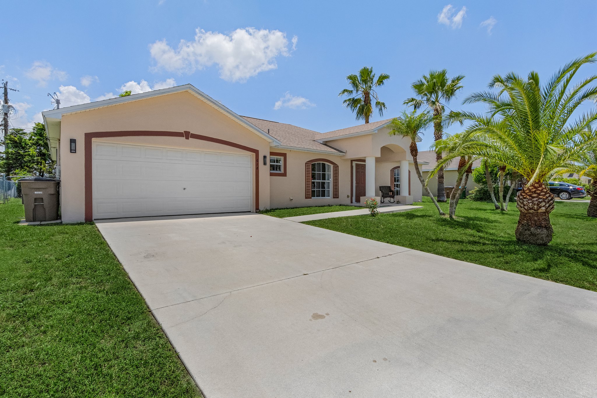 618 SW 4th St, Cape Coral, FL 33991 | VisualPRO Photography