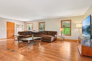 Elm St-S2806-008.jpg