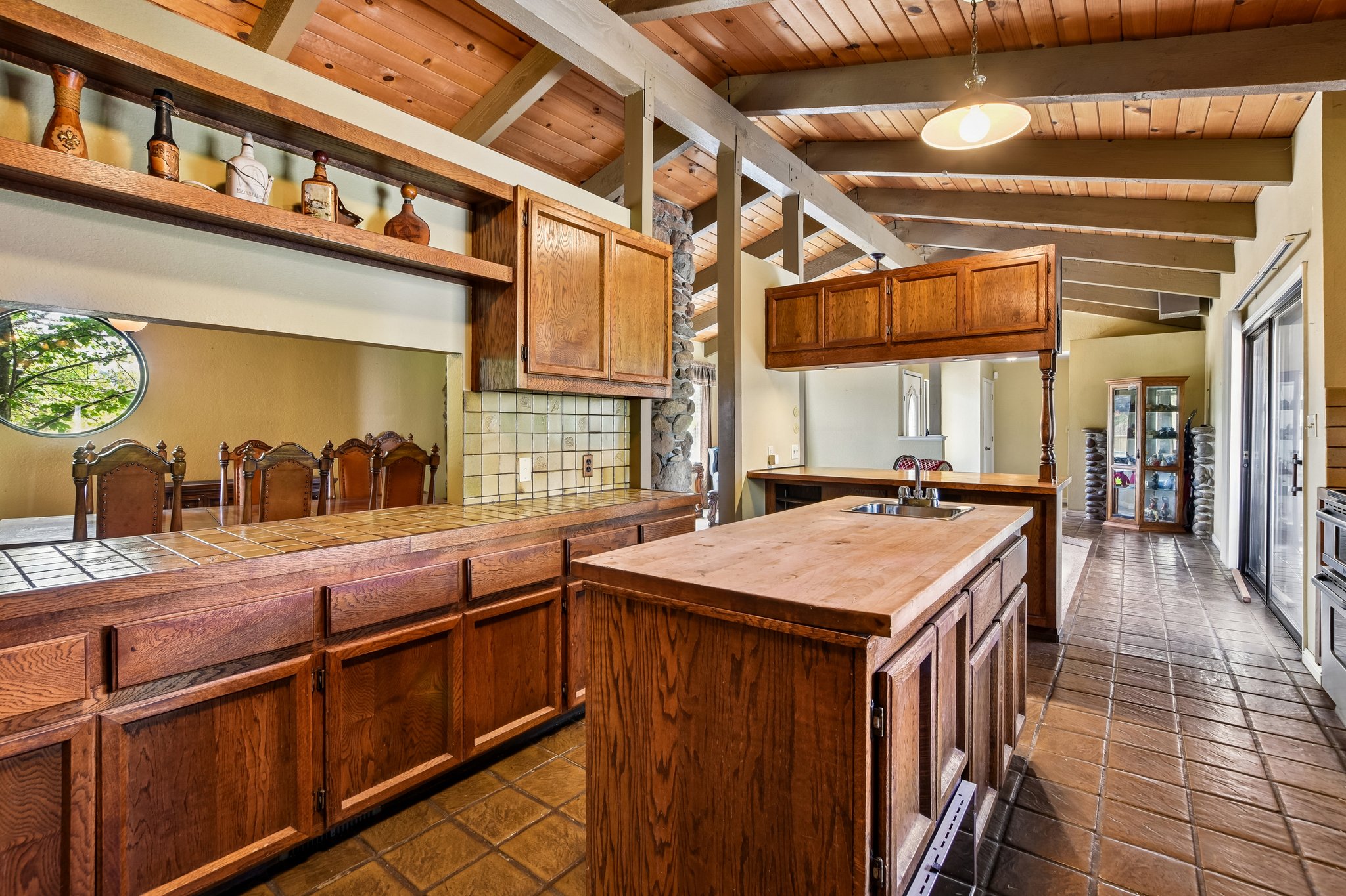 Rustic Hills Dr-S2804-013.jpg