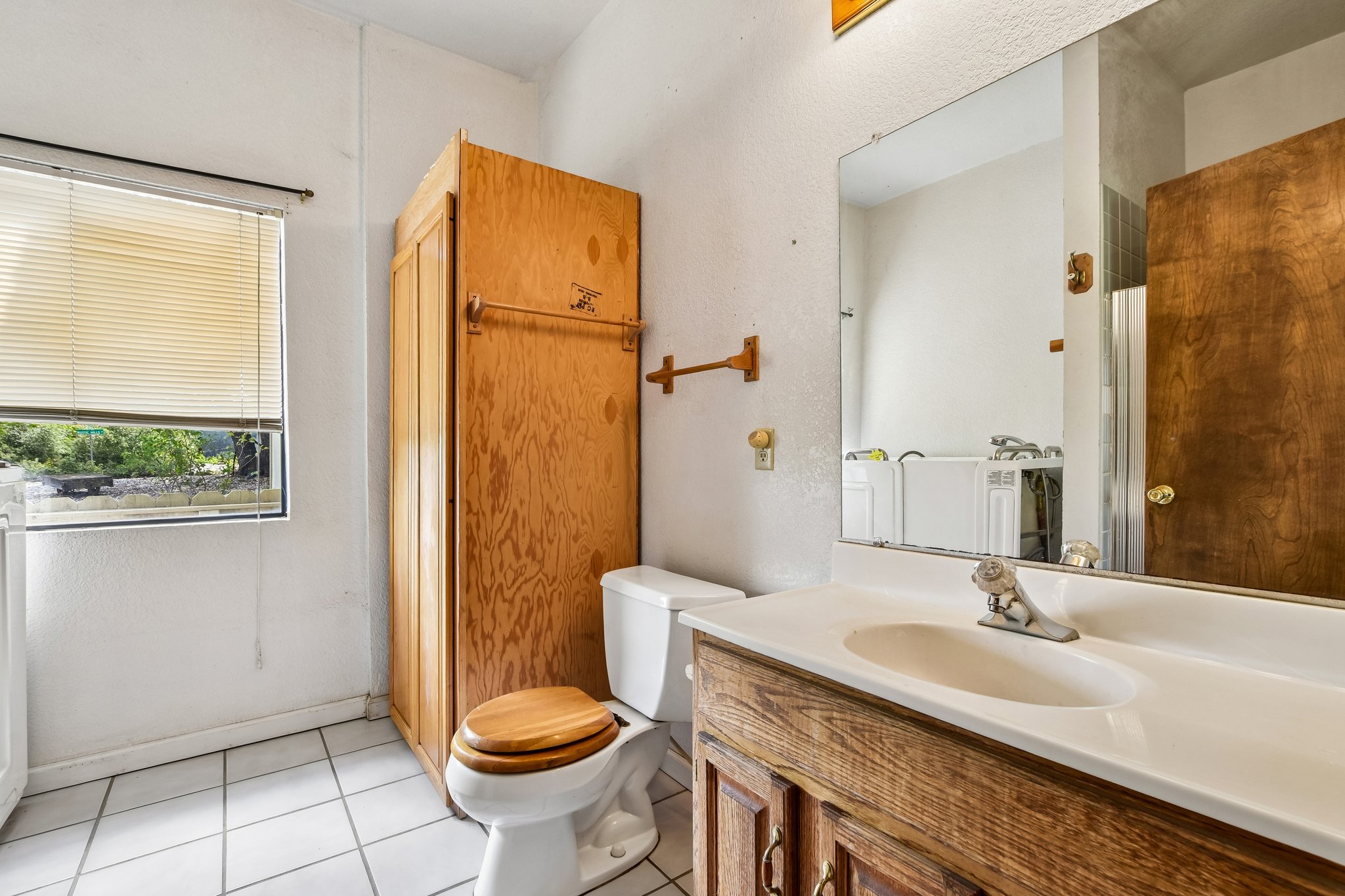 Rustic Hills Dr-S2804-021.jpg