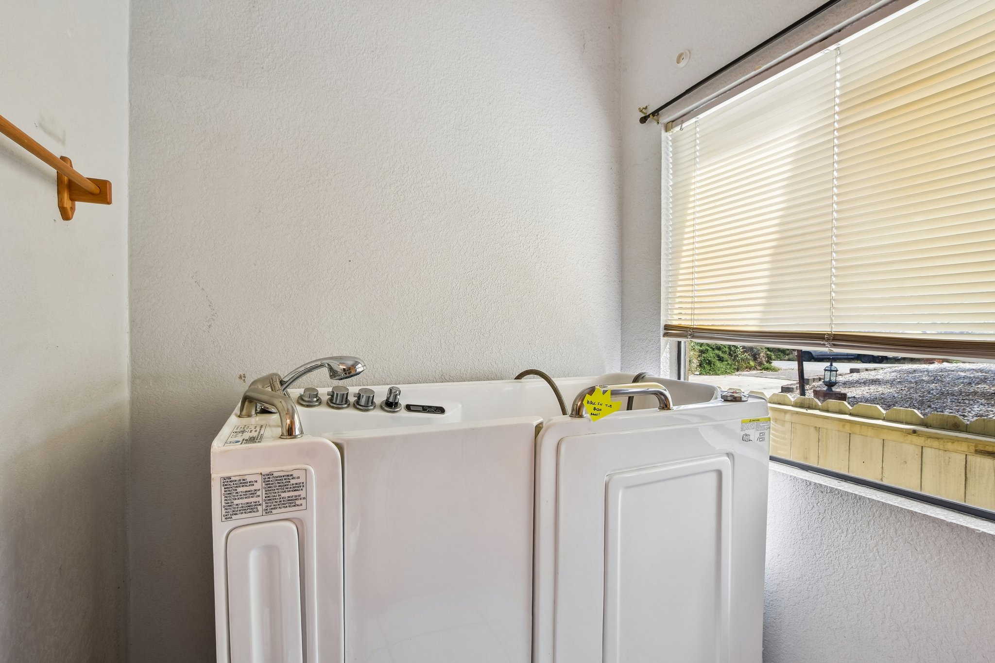 Rustic Hills Dr-S2804-022.jpg