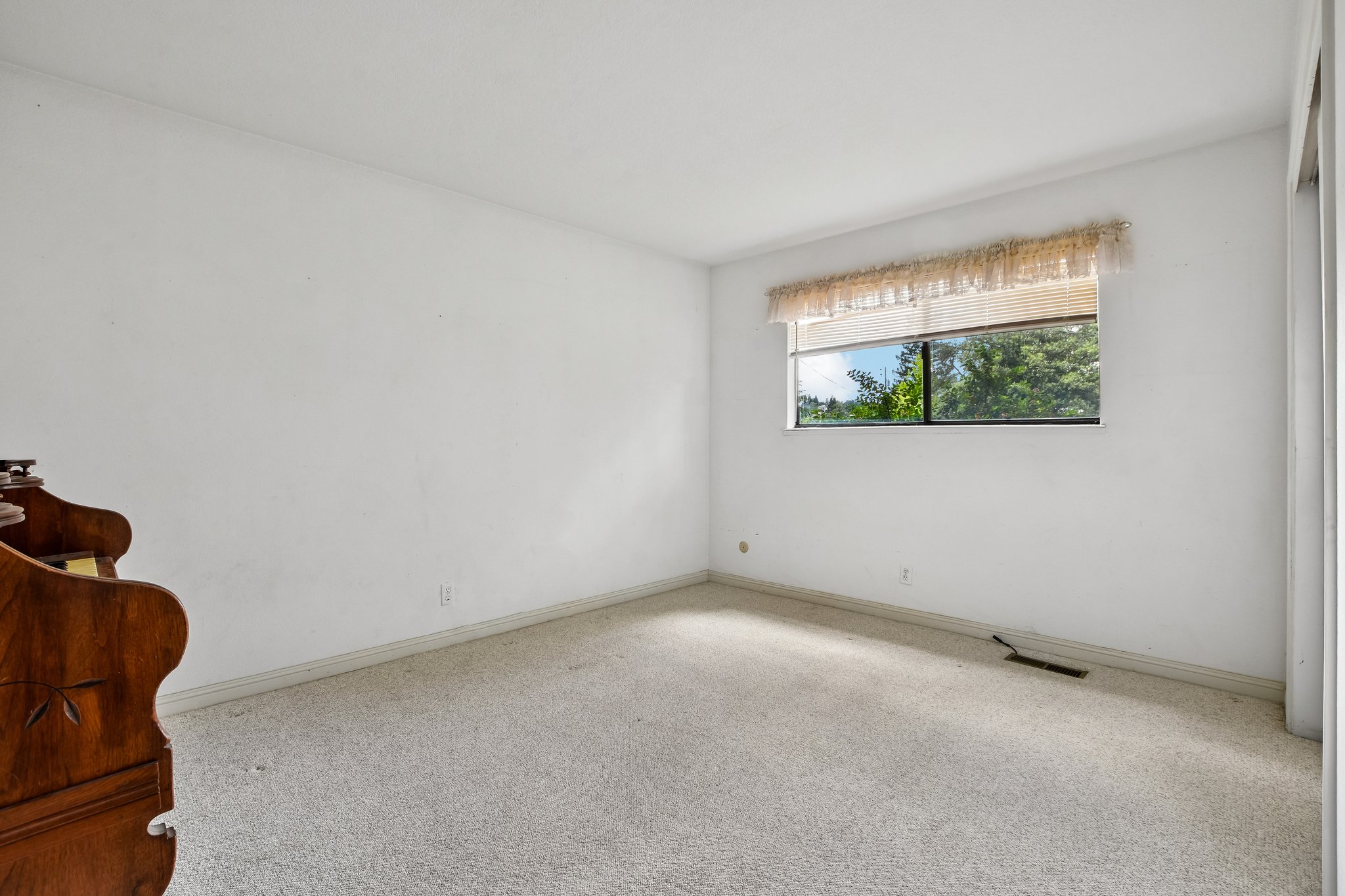 Rustic Hills Dr-S2804-031.jpg