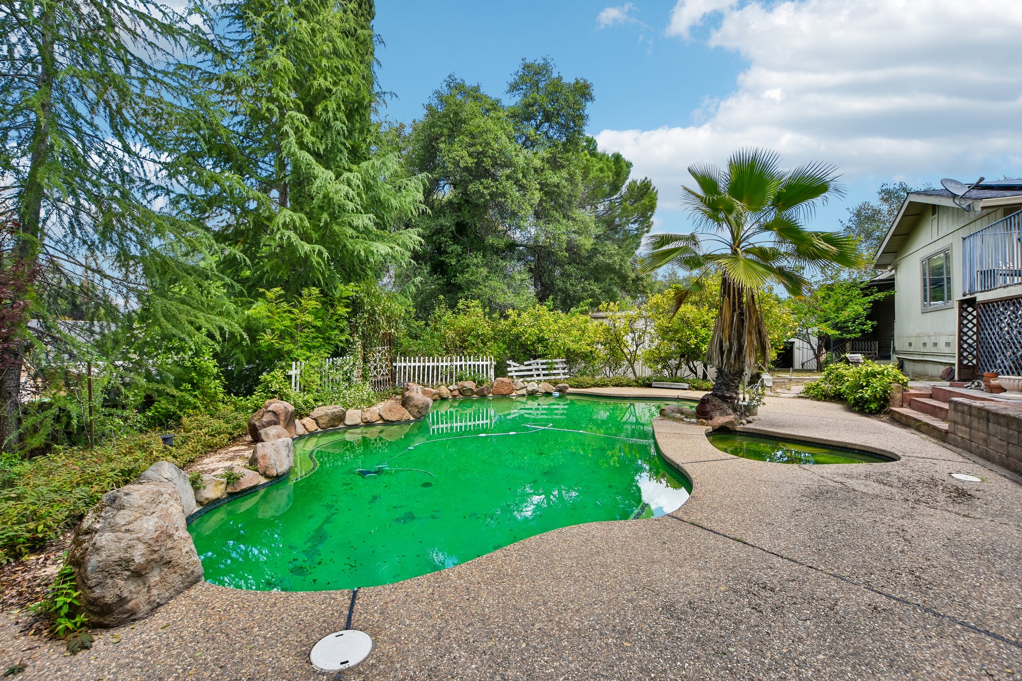 Rustic Hills Dr-S2804-038.jpg