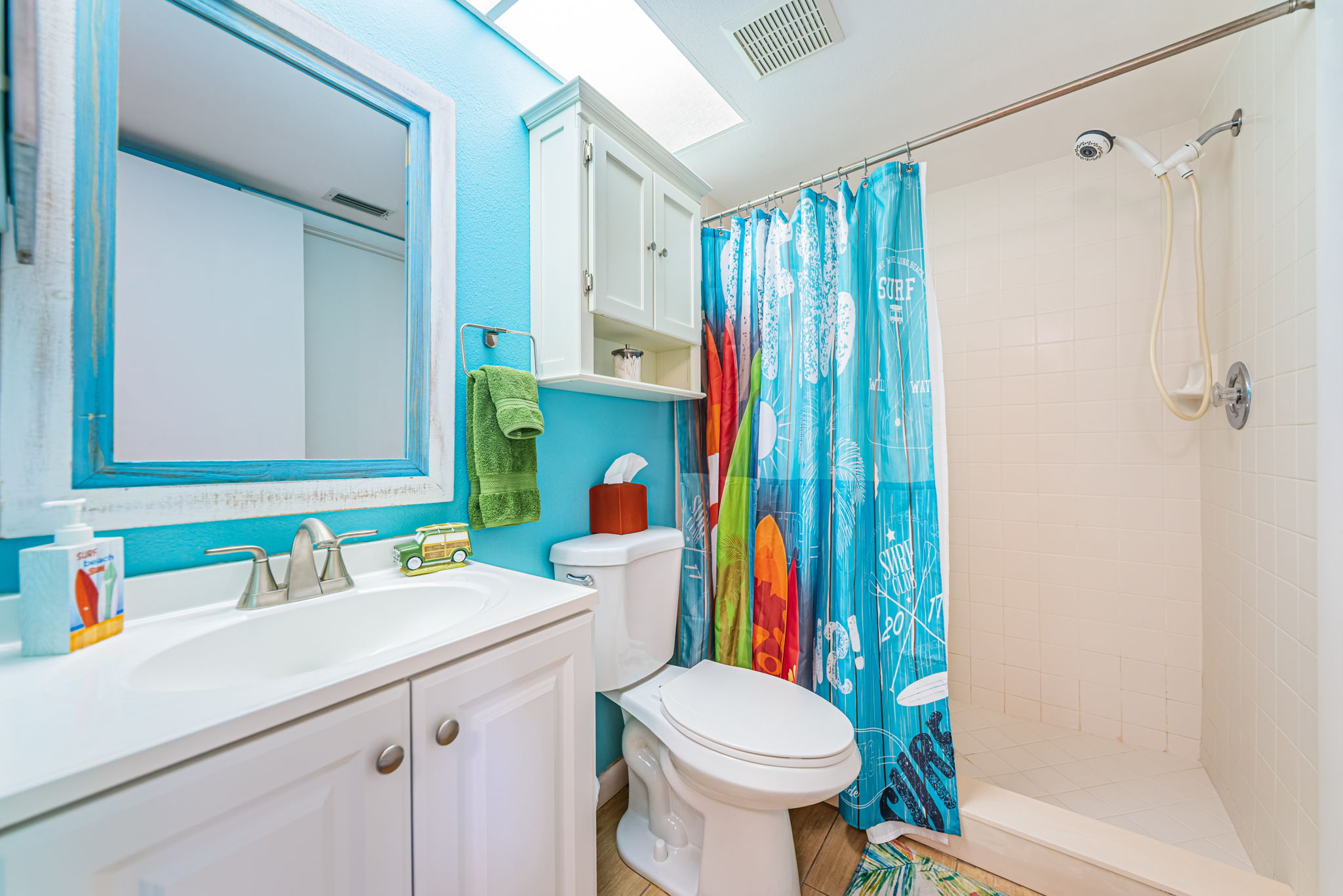 Bathroom 2b