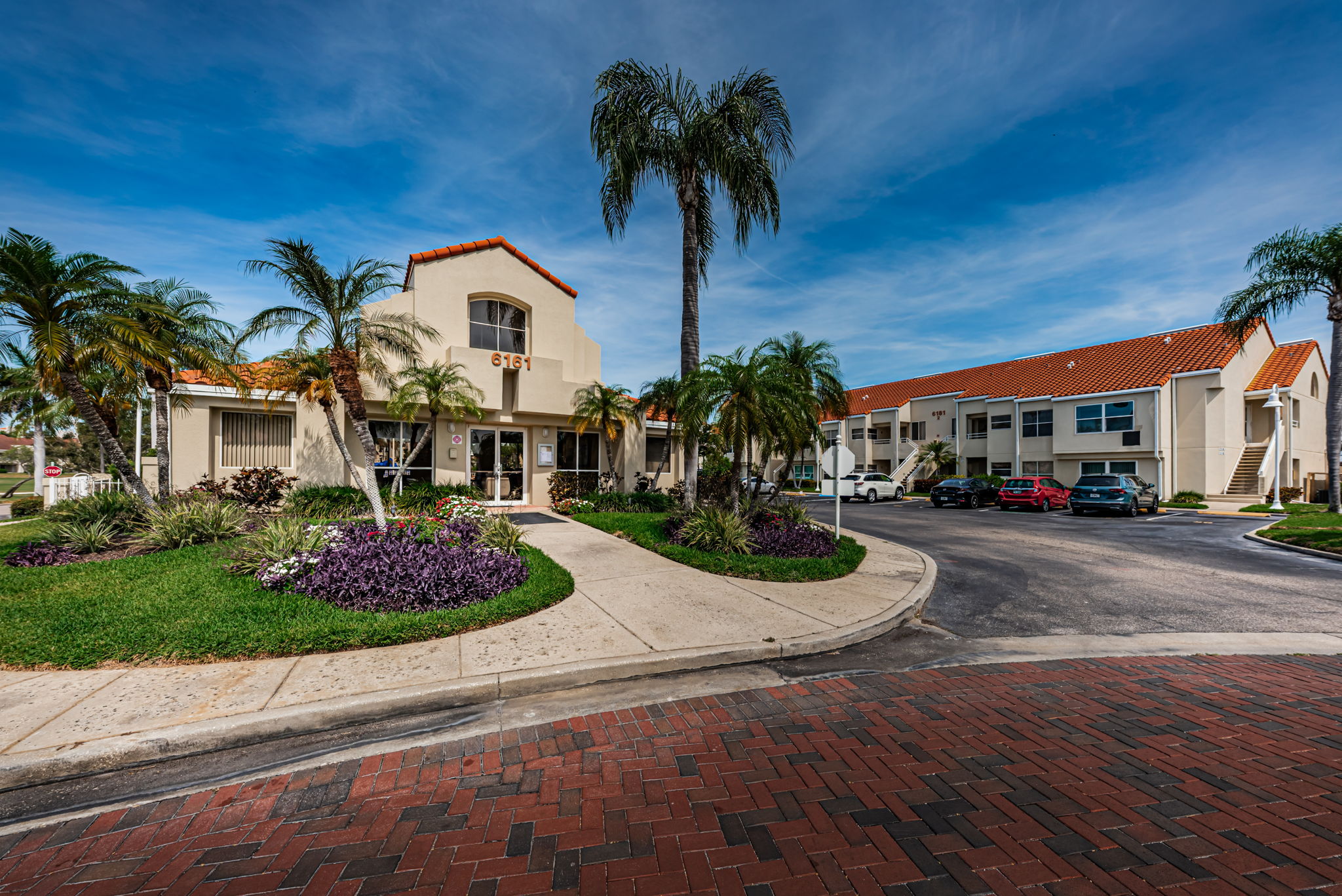 Clubhouse 2