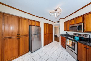 Kitchen 4