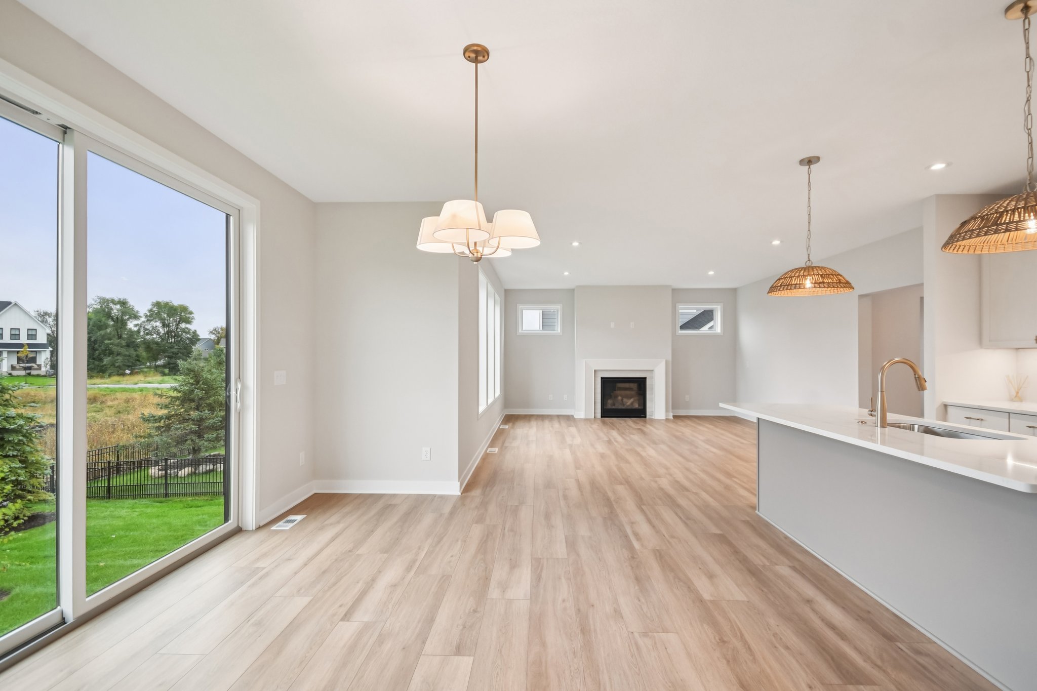 Harkness Ave S-S1610-014.jpg