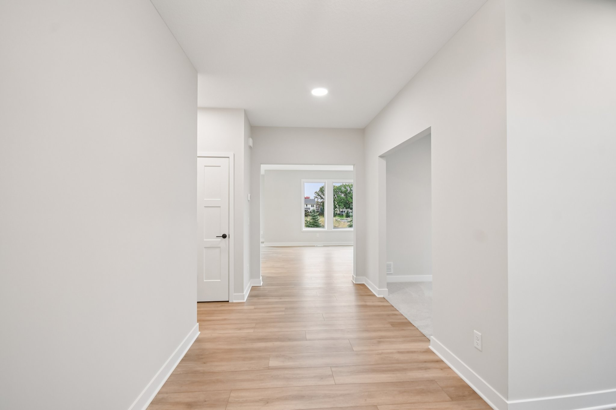 Harkness Ave S-S1610-021.jpg