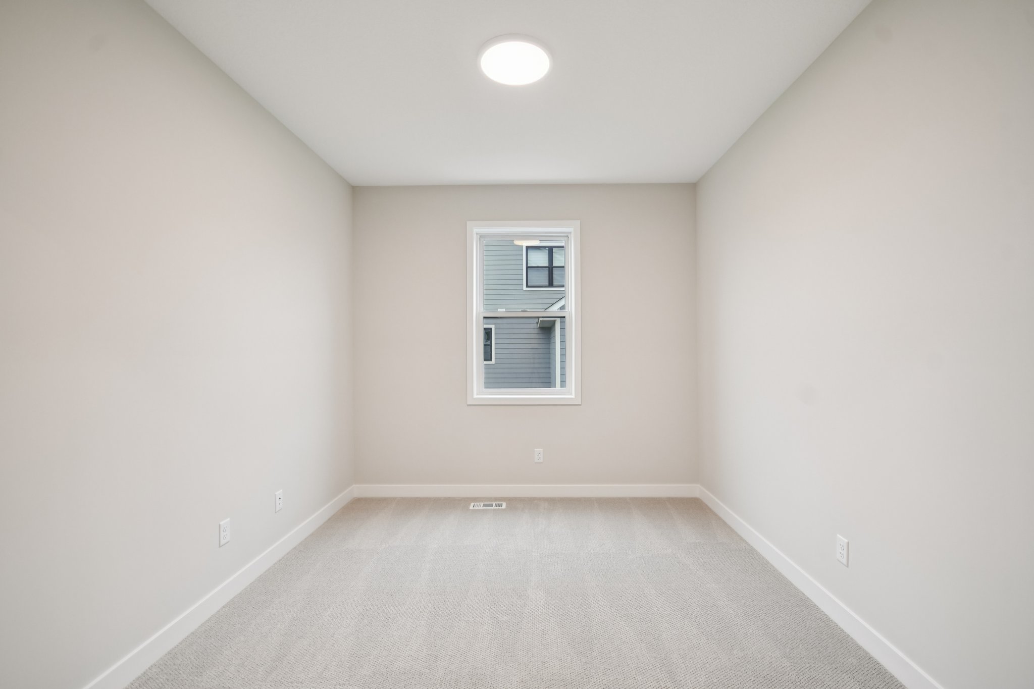 Harkness Ave S-S1610-022.jpg