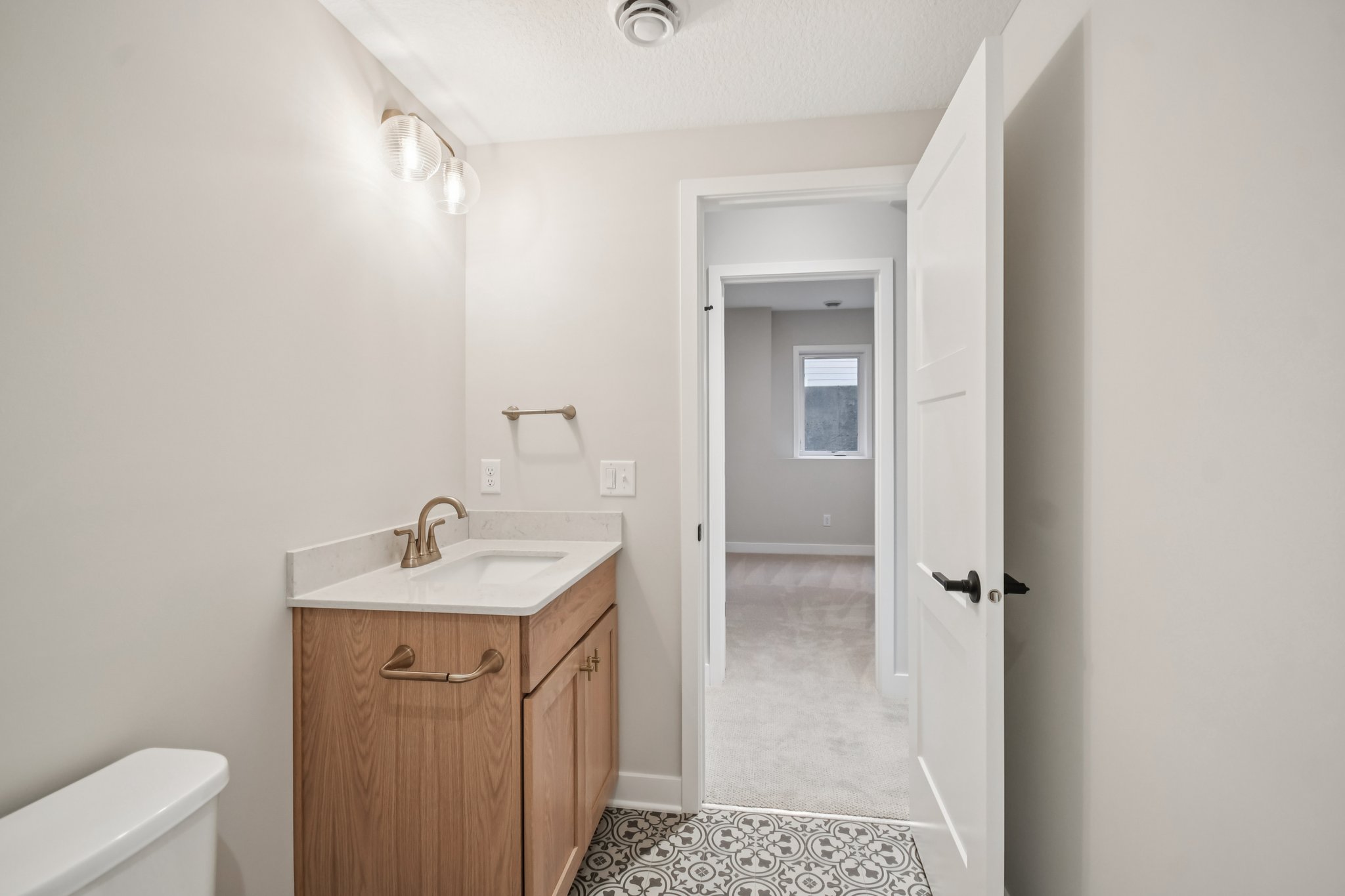Harkness Ave S-S1610-036.jpg