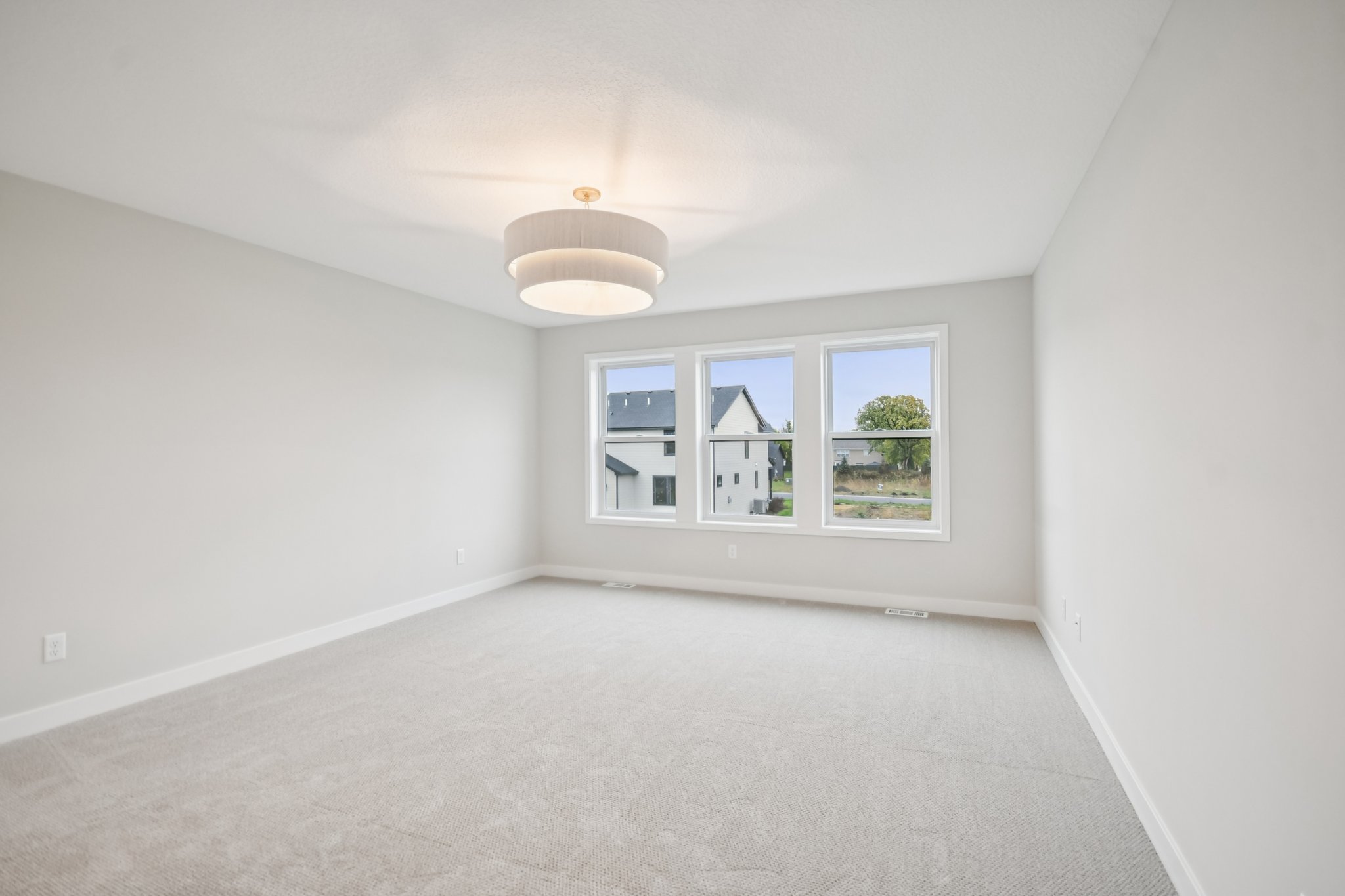 Harkness Ave S-S1610-052.jpg