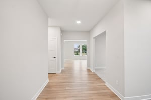 Harkness Ave S-S1610-021.jpg