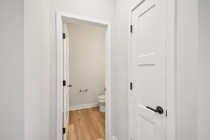 Harkness Ave S-S1610-024.jpg