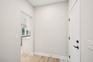 Harkness Ave S-S1610-029.jpg