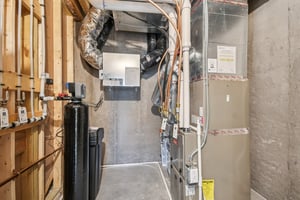 Harkness Ave S-S1610-069.jpg