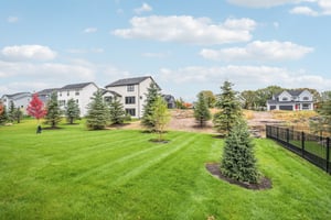 Harkness Ave S-S1610-071.jpg
