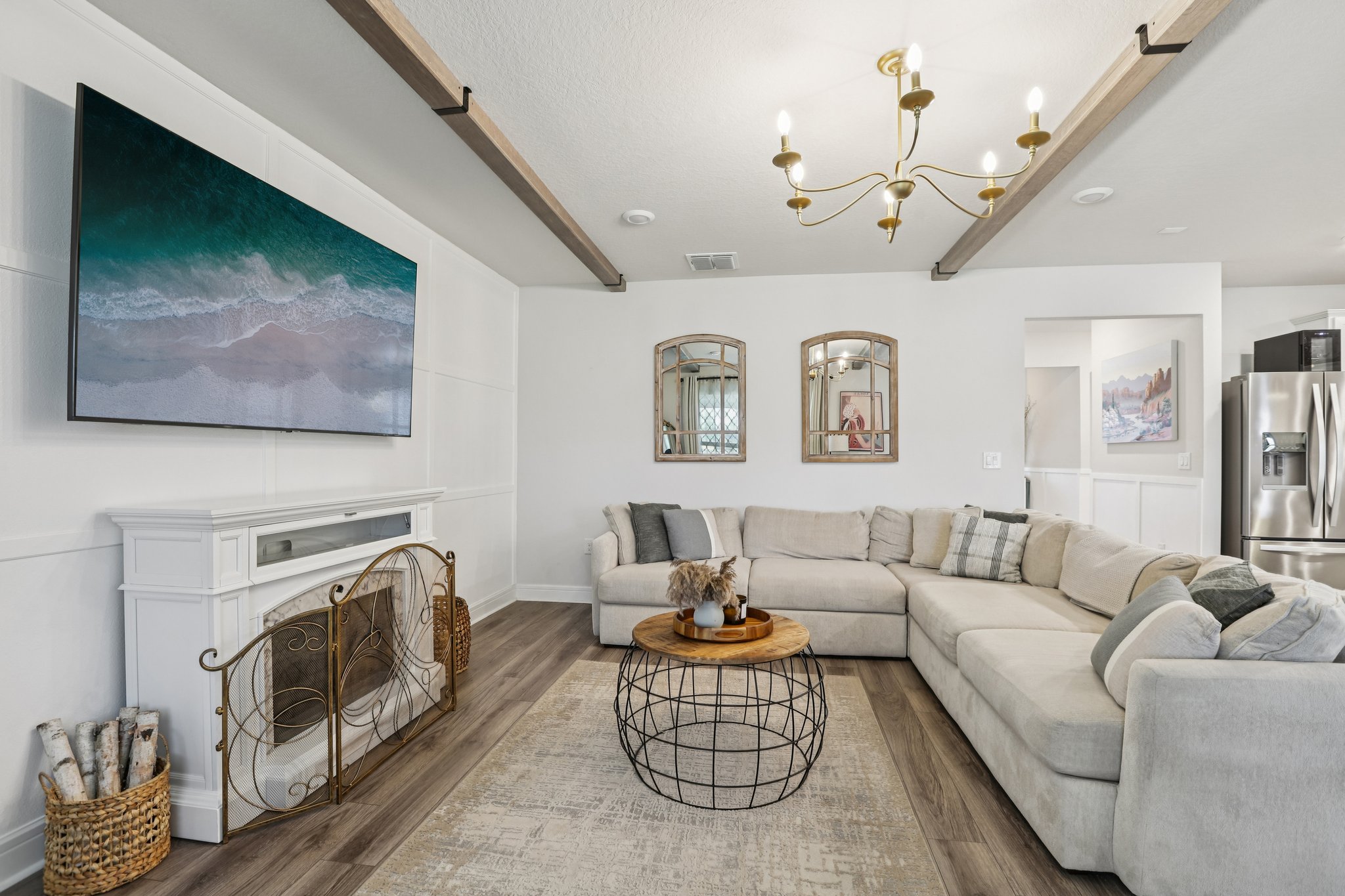 Dutton Dr-S1701-010.jpg