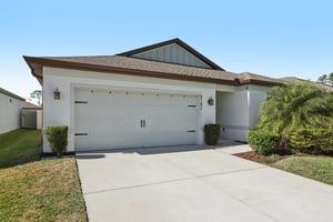 Dutton Dr-S1701-002.jpg