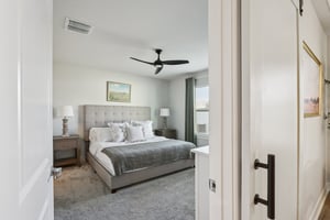 Dutton Dr-S1701-031.jpg