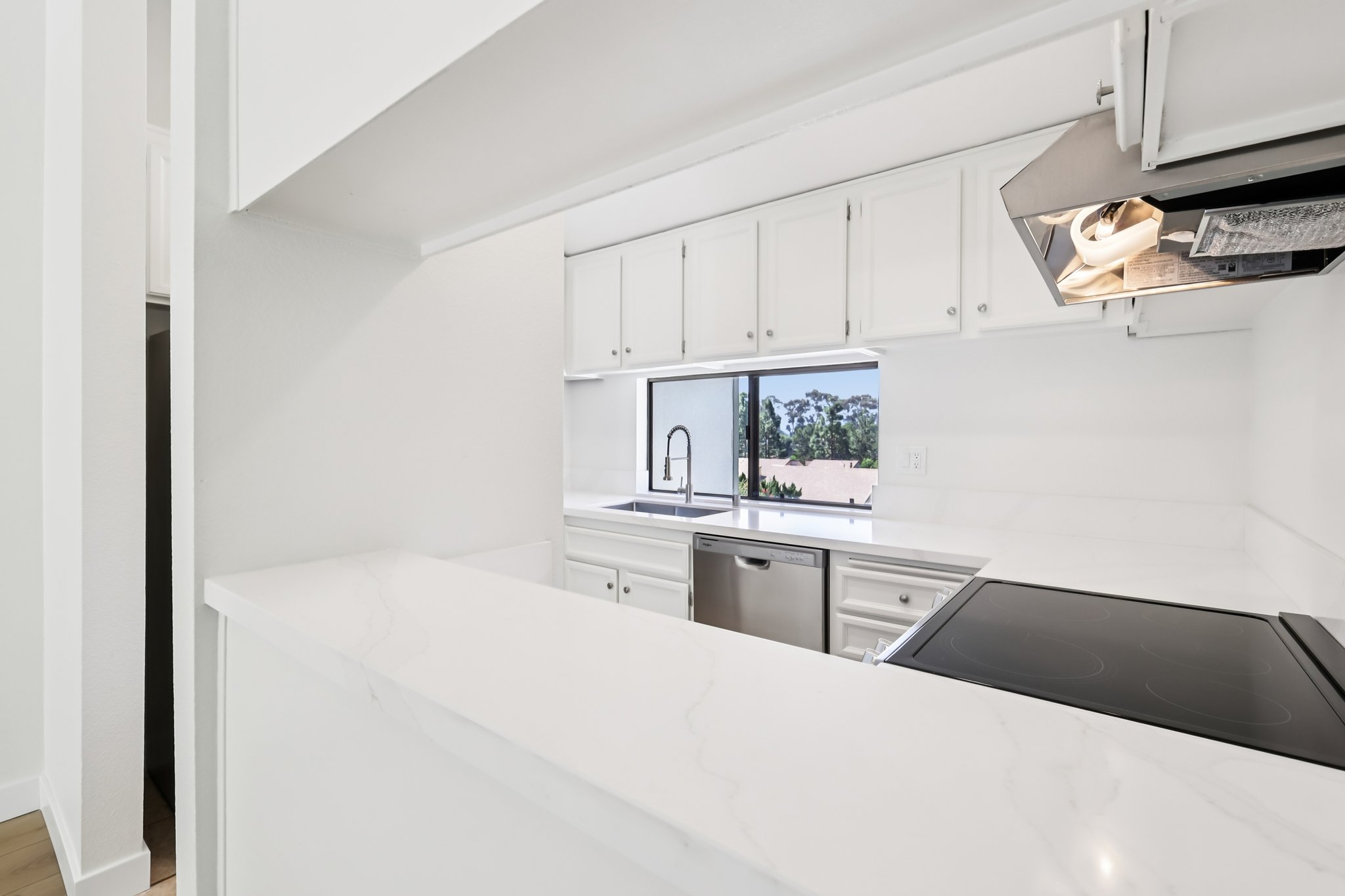 Agee St 186-S2403-010.jpg