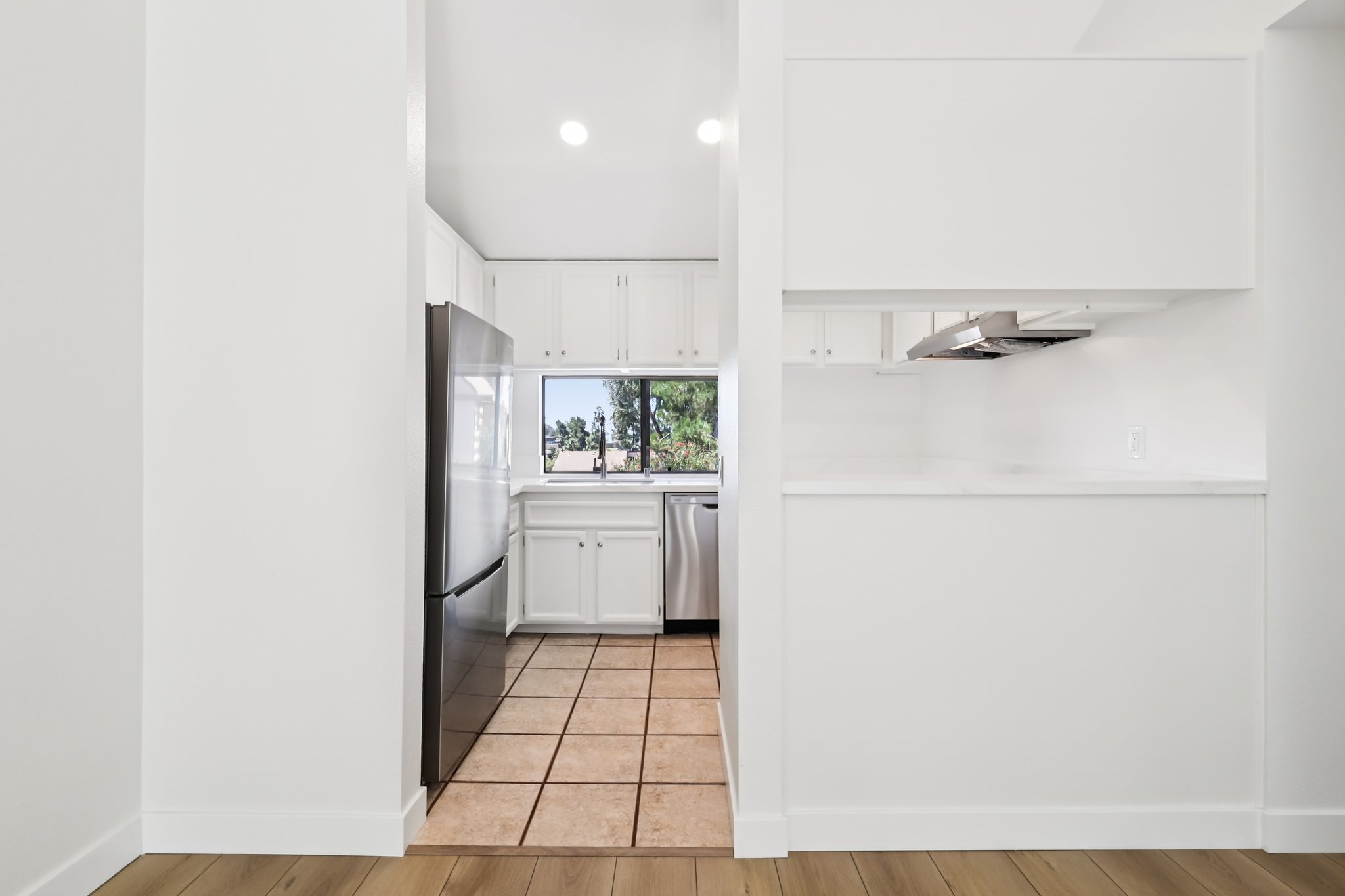 Agee St 186-S2403-018.jpg