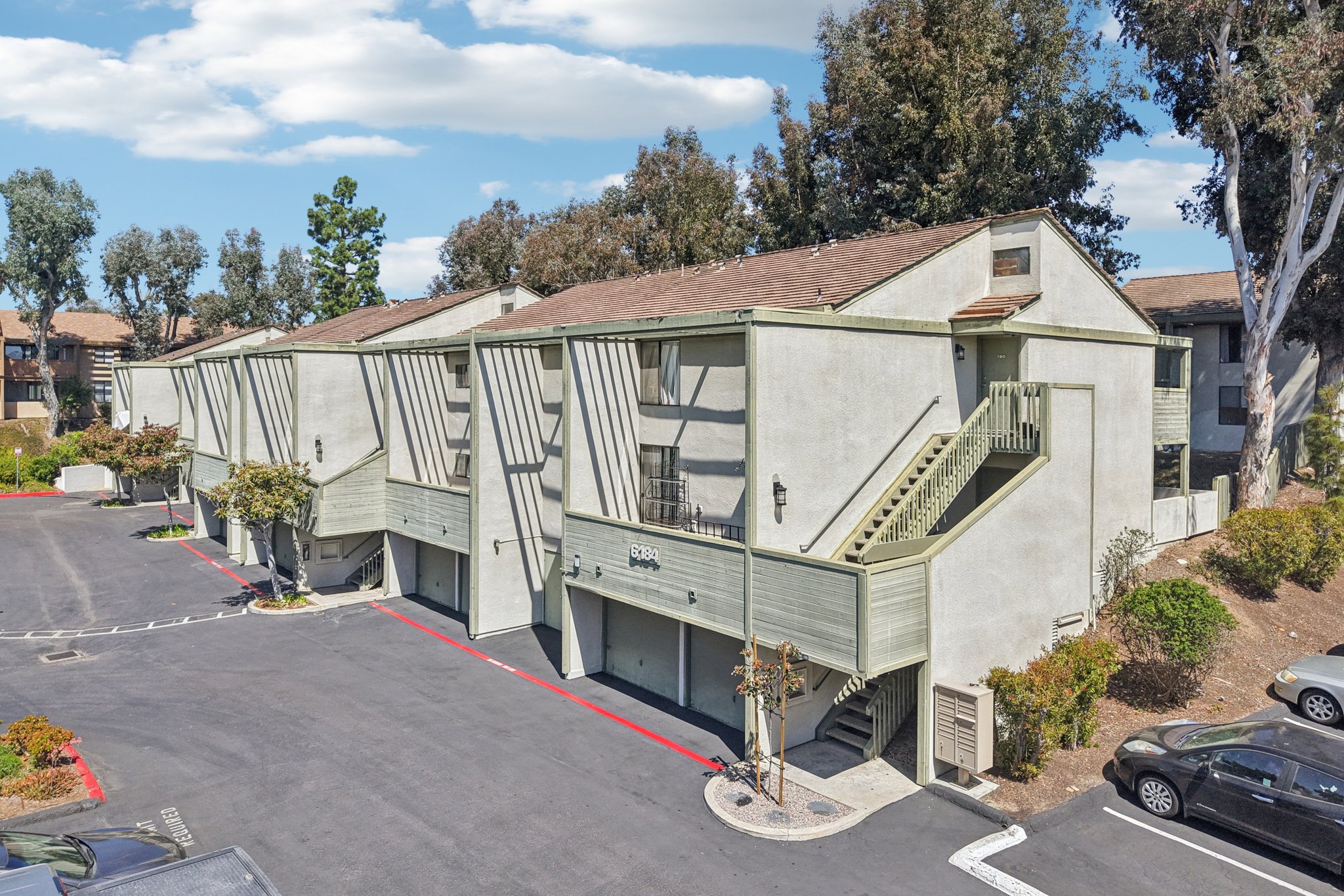 Agee St 186-S2403-041.jpg