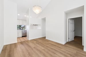 Agee St 186-S2403-006.jpg