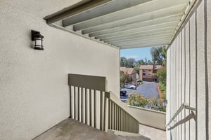 Agee St 186-S2403-032.jpg