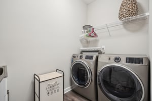 Local_Flavor_Films_6185 White Way, Gainesville, GA 30506-121.jpg