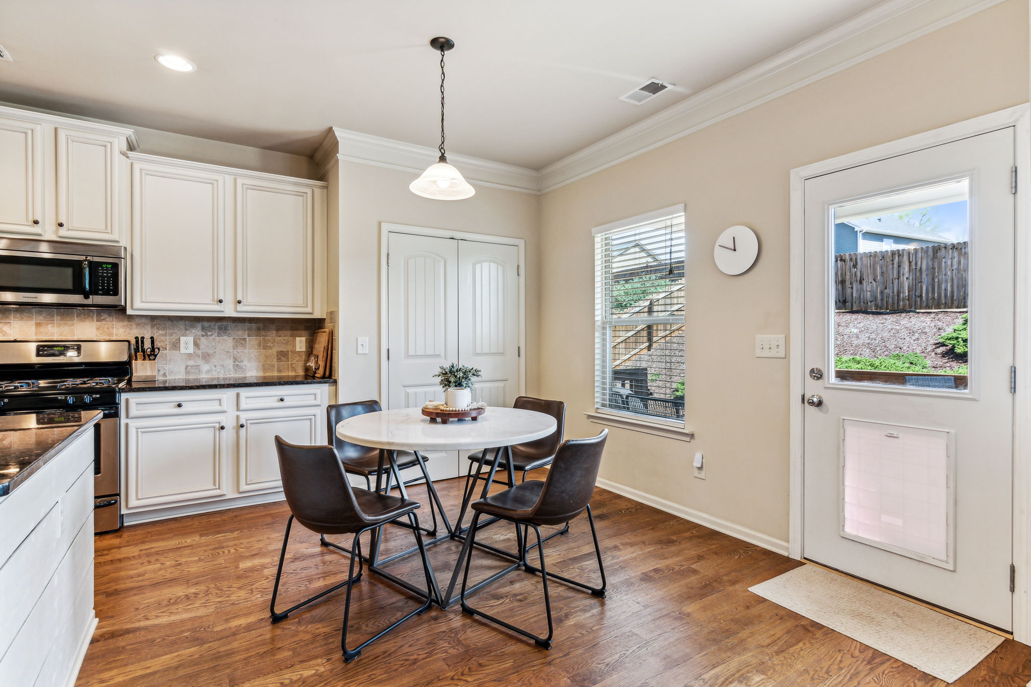 619 Darnell Rd, Canton, GA 30115 Local Flavor Films + Photography