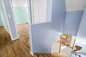  Photo 34