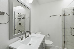  Photo 35