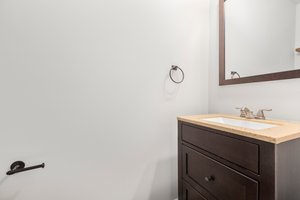  Photo 31