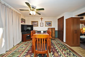  Photo 30