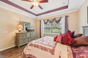 Falcon Lair Dr-S3007-028.jpg