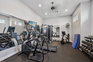 Falcon Lair Dr-3007-907.jpg