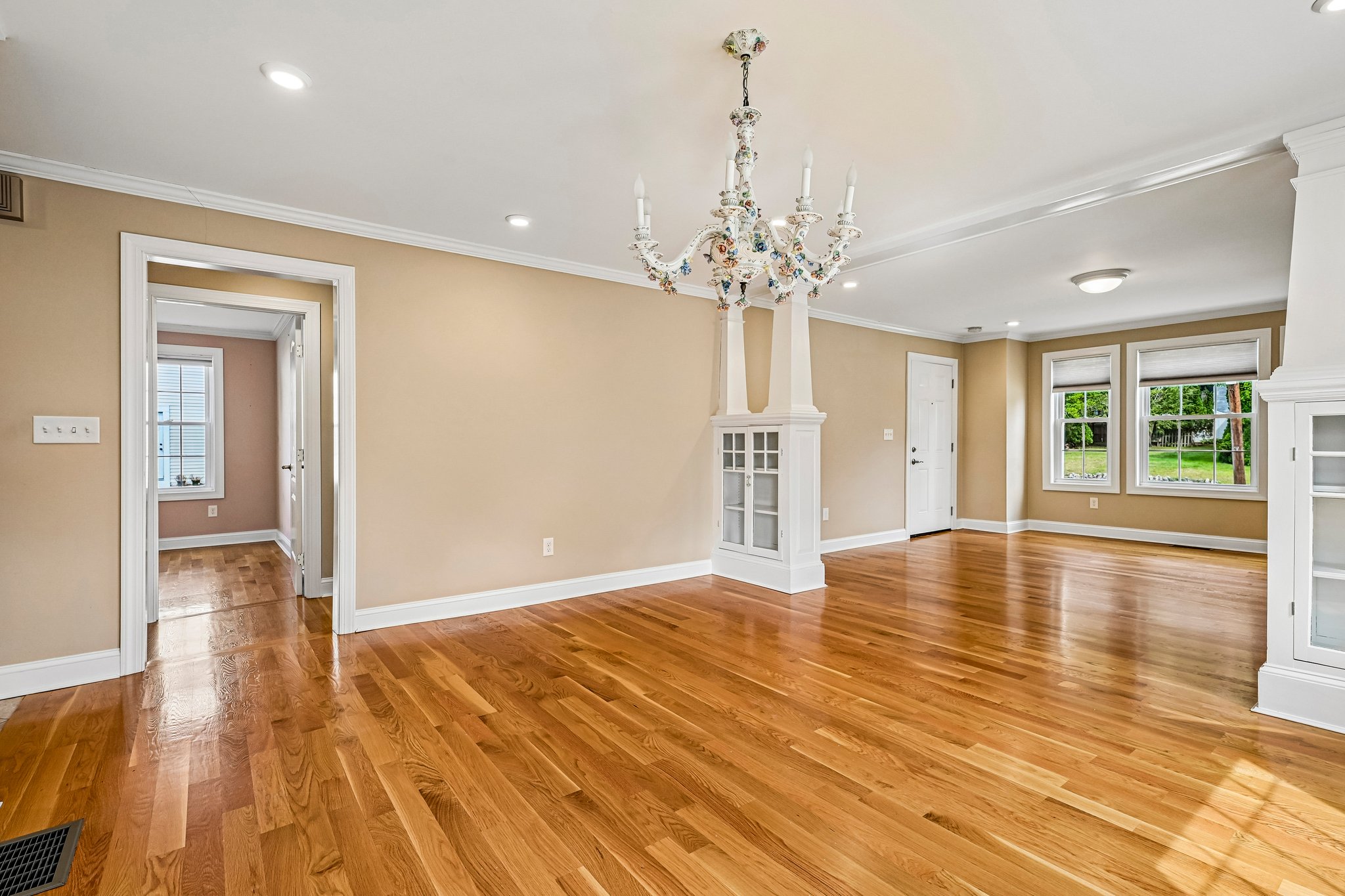 62-64 Hampshire St-S1709-008.jpg