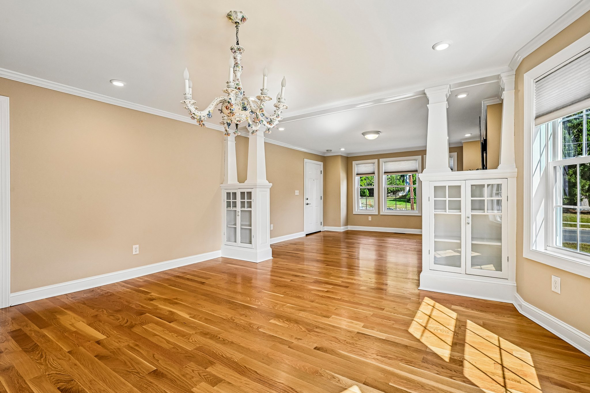 62-64 Hampshire St-S1709-049.jpg