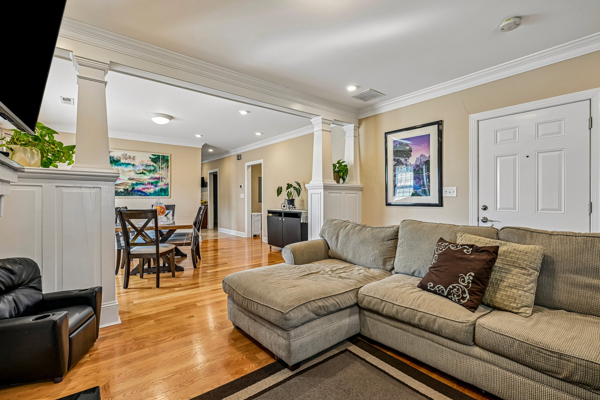 62-64 Hampshire St-S1709-019r.jpg
