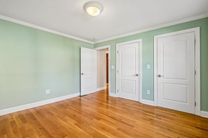 62-64 Hampshire St-S1709-048.jpg