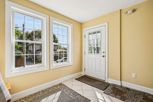 62-64 Hampshire St-S1709-051.jpg
