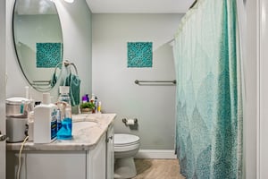 62-64 Hampshire St-S1709-059.jpg