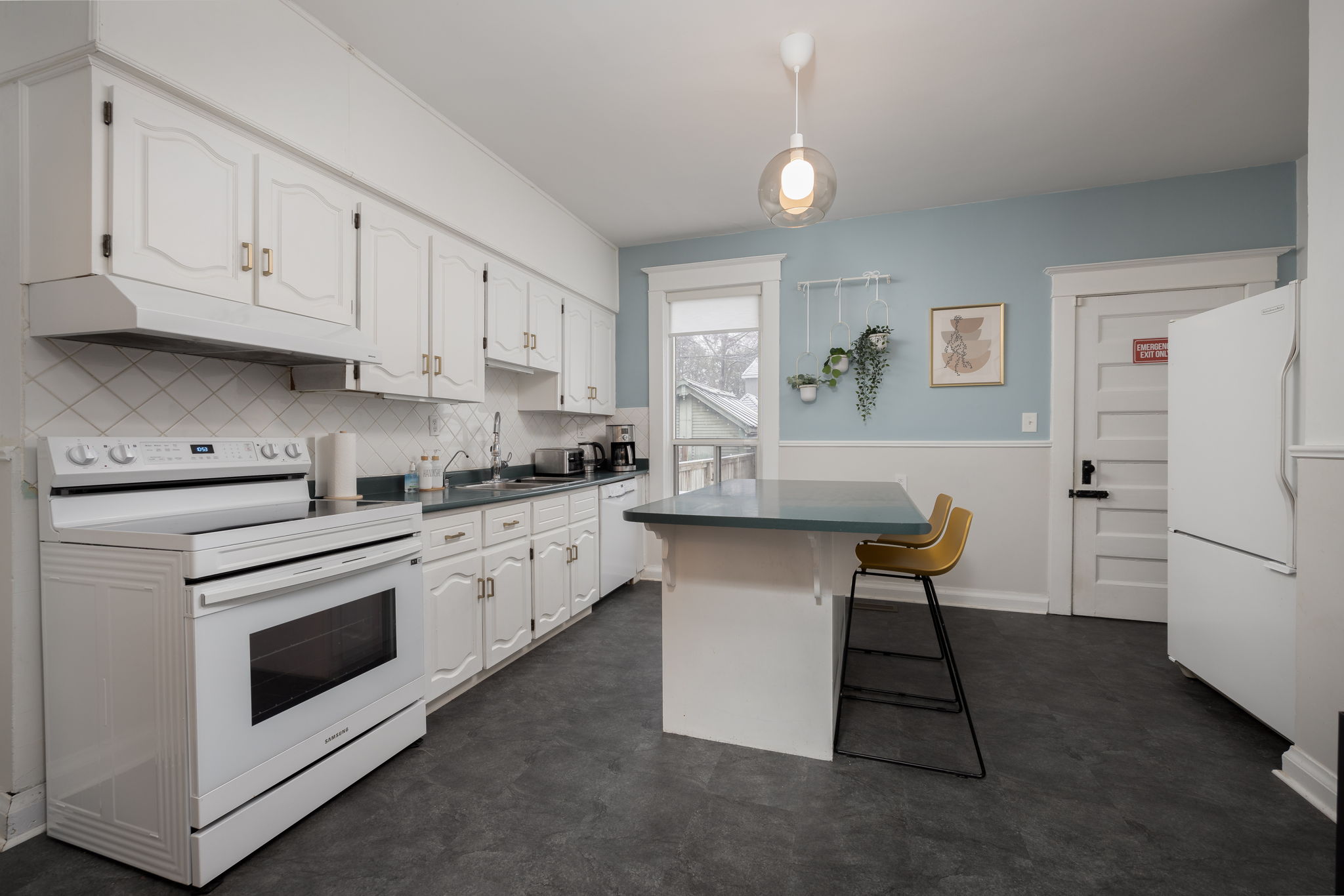 Toronto property showcase — delivered property photograph 8