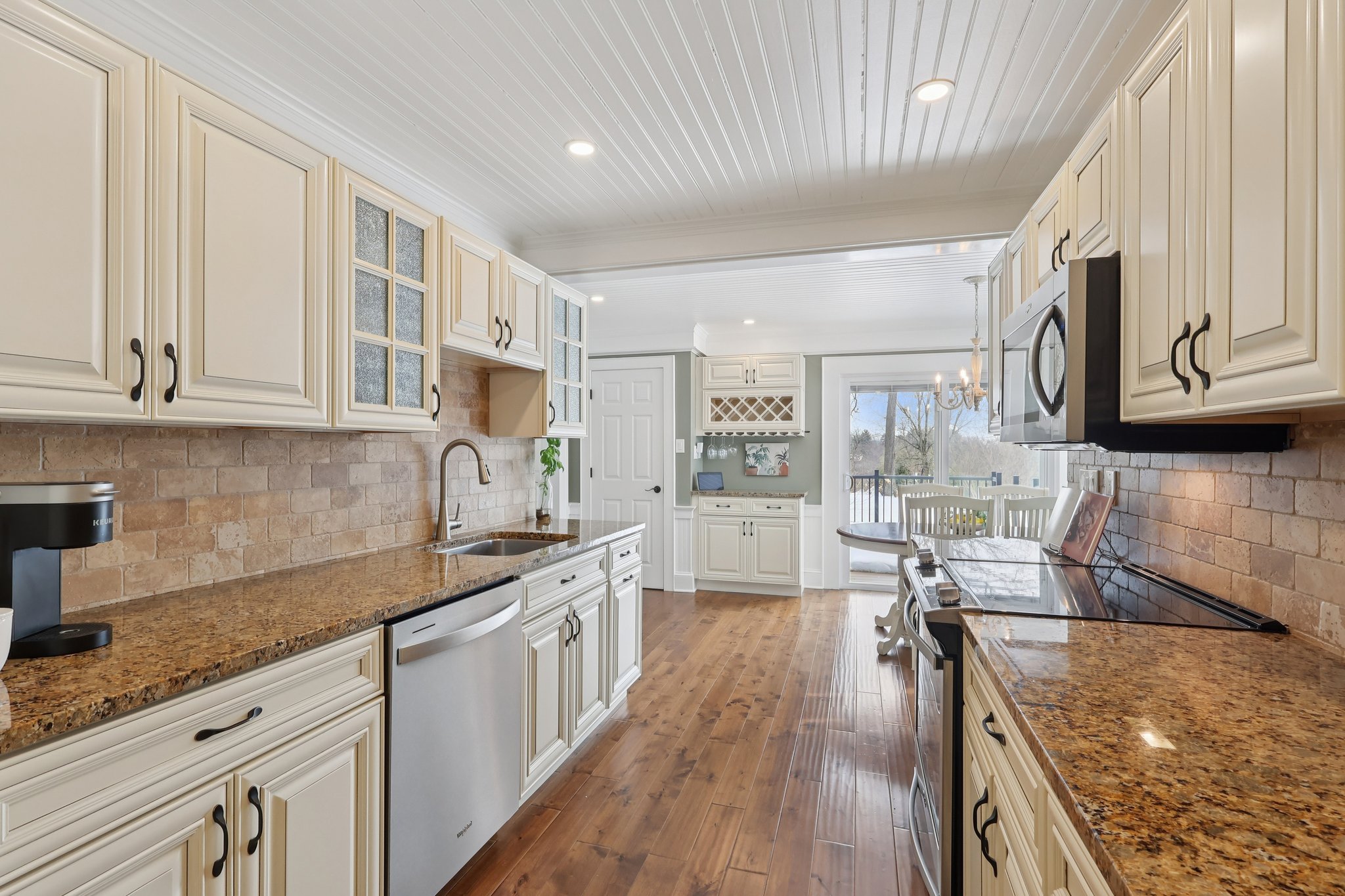 Callowhill Rd-L1102-014.jpg