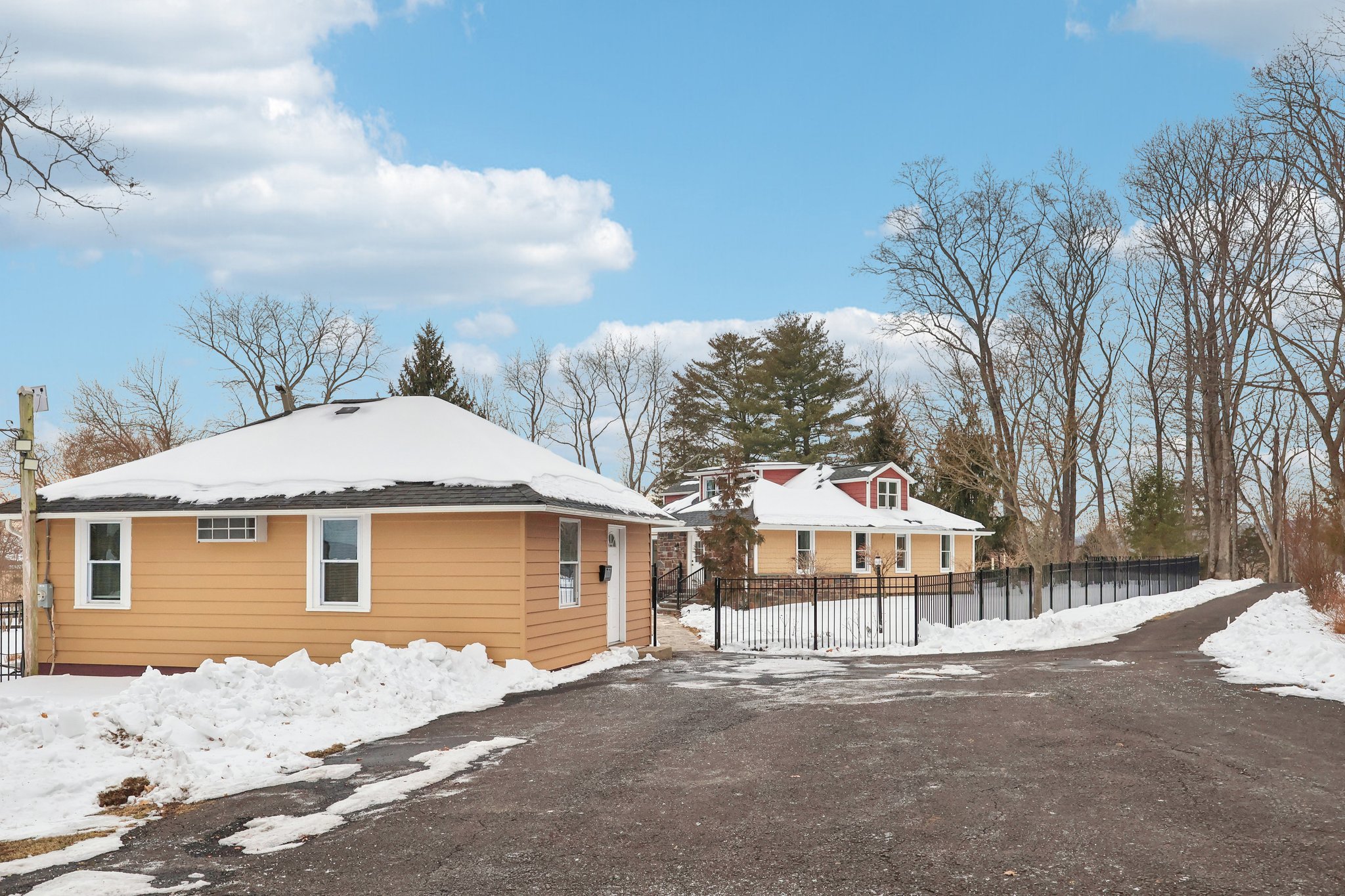 Callowhill Rd-L1102-045.jpg