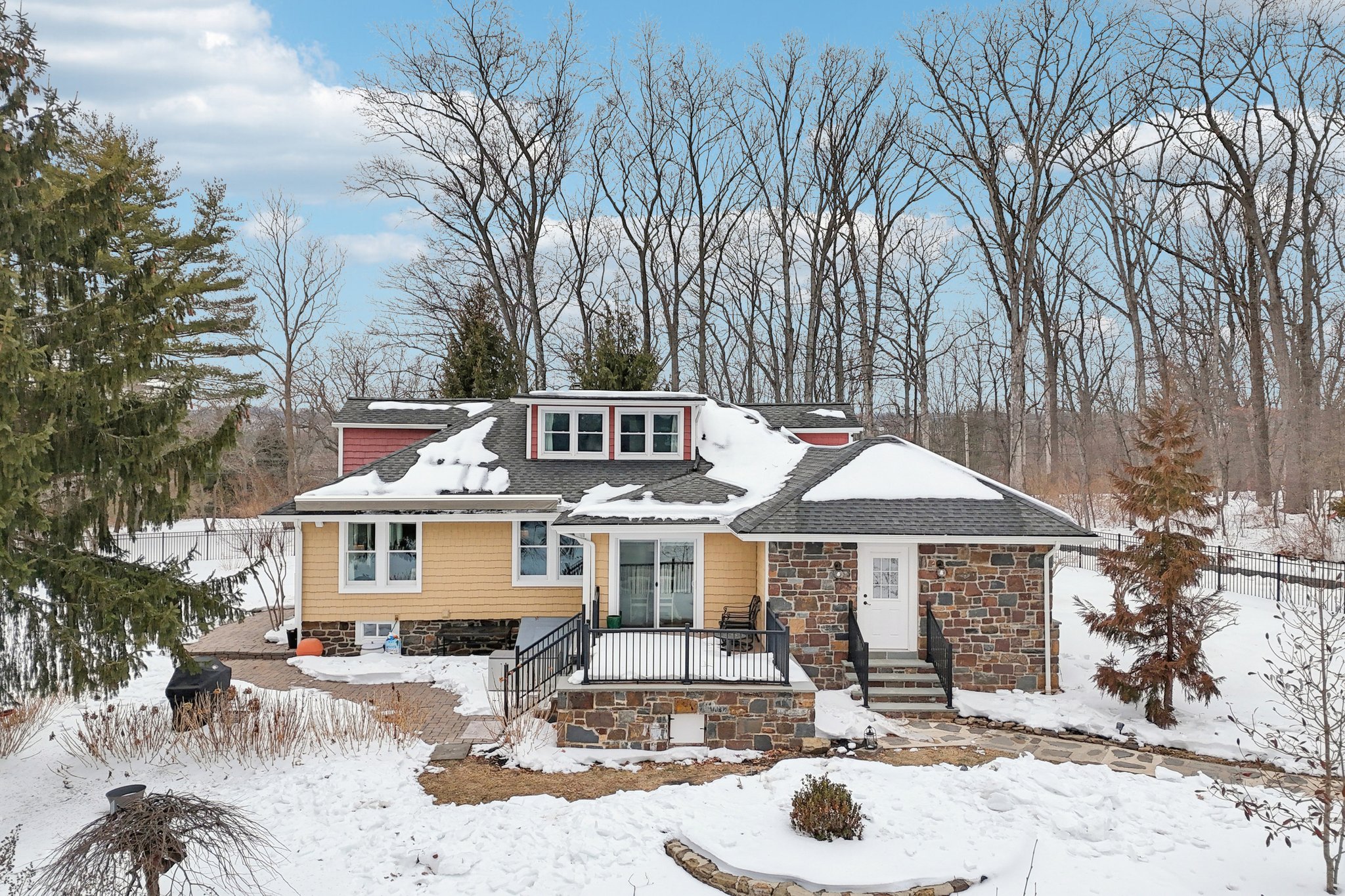 Callowhill Rd-L1102-048.jpg