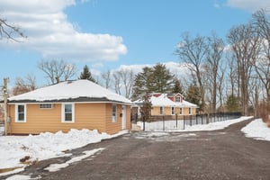 Callowhill Rd-L1102-045.jpg