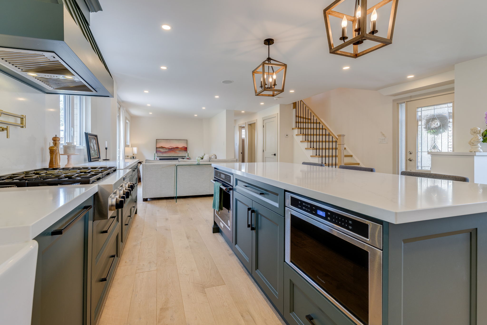 East Gwillimbury property showcase — delivered property photograph 22