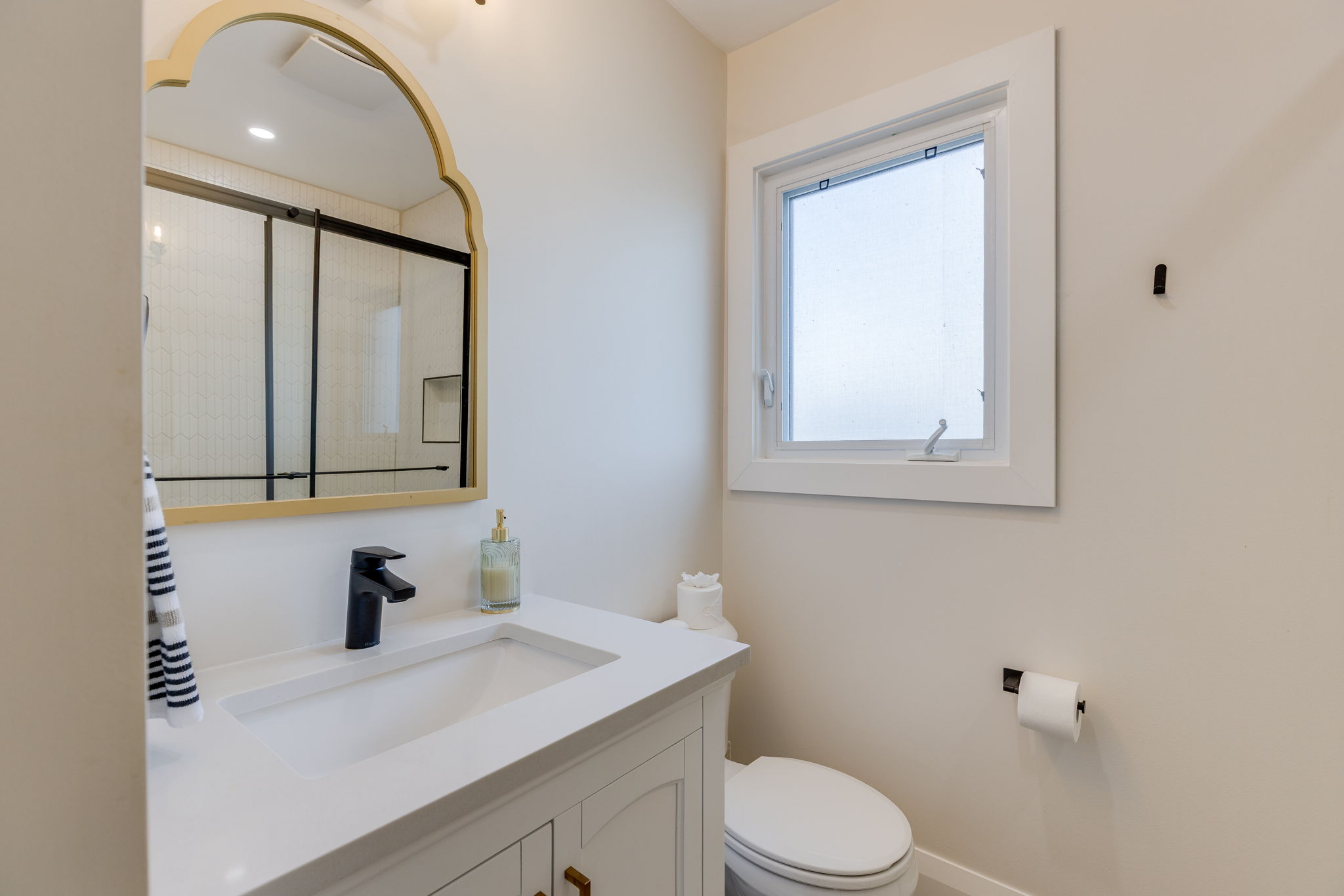 East Gwillimbury property showcase — delivered property photograph 41